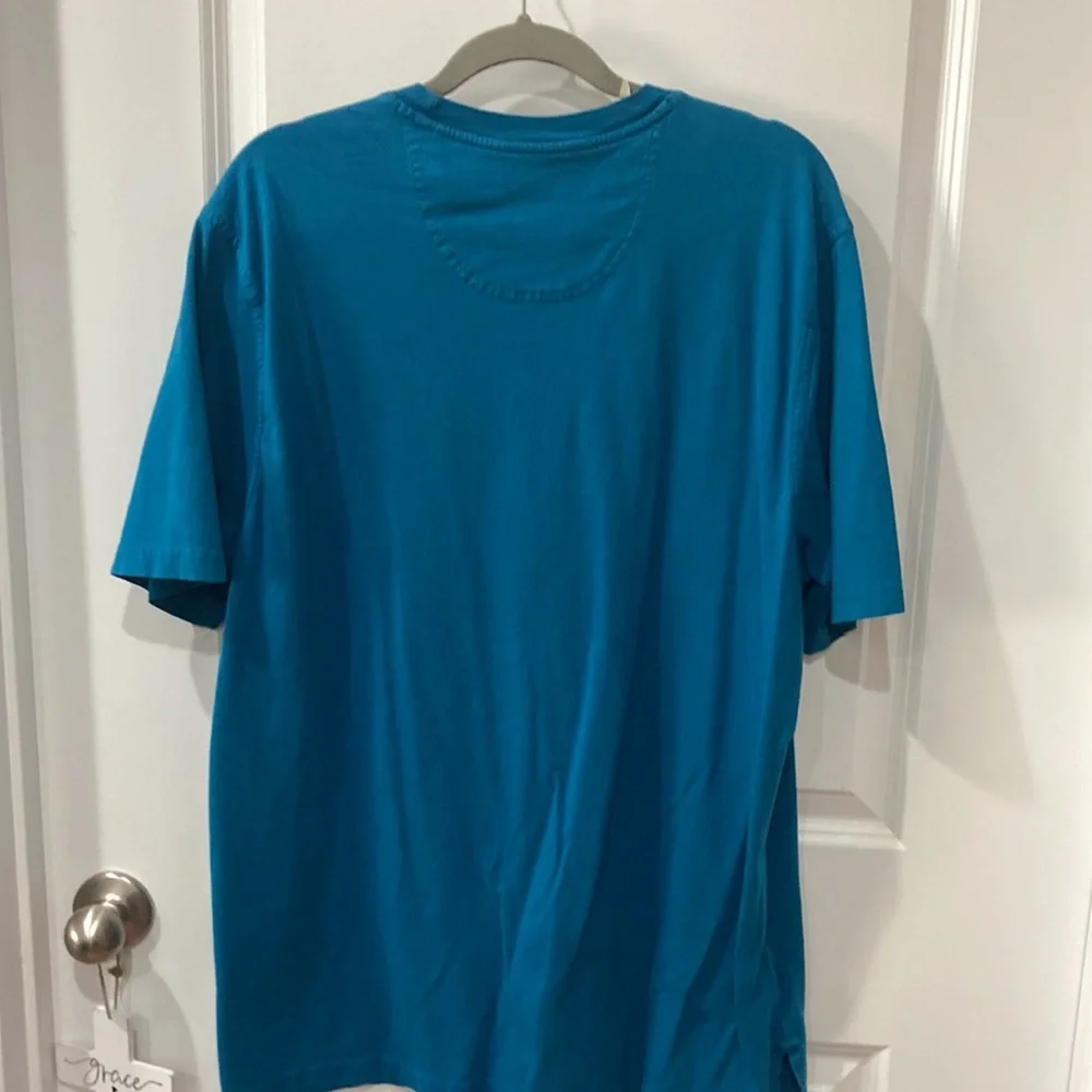 Lot of 3 Tommy Bahama Crew Neck T shirts - Picture 4 of 16